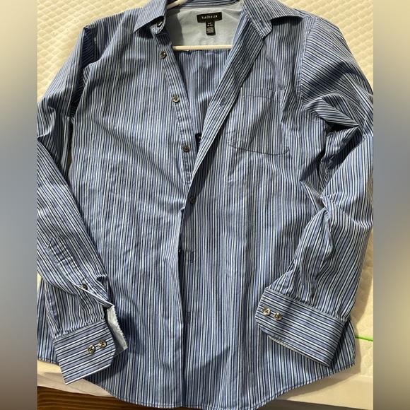 Van Heusen Blue Stripped Men’s Long Sleeve Dress Shirt - Picture 1 of 4